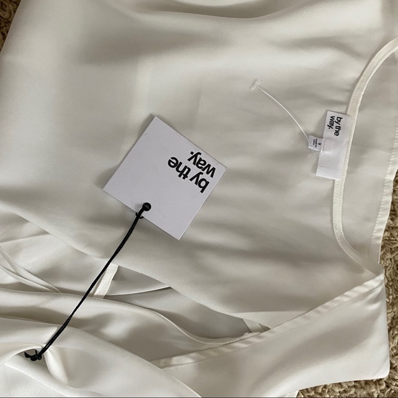 NWT Revolve By The Way Satin Wrap Top - Picture 9 of 11